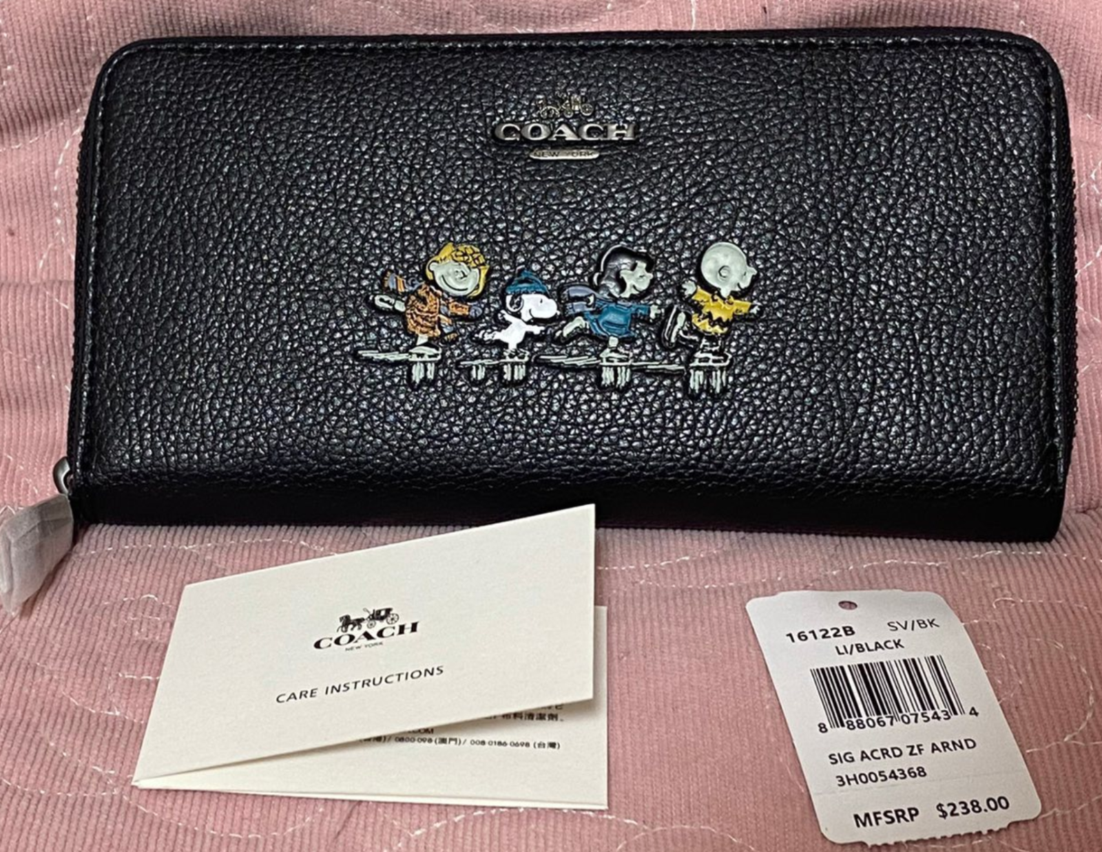 新品未使用】COACH コーチスヌーピーコラボアイススケート黒 長財布