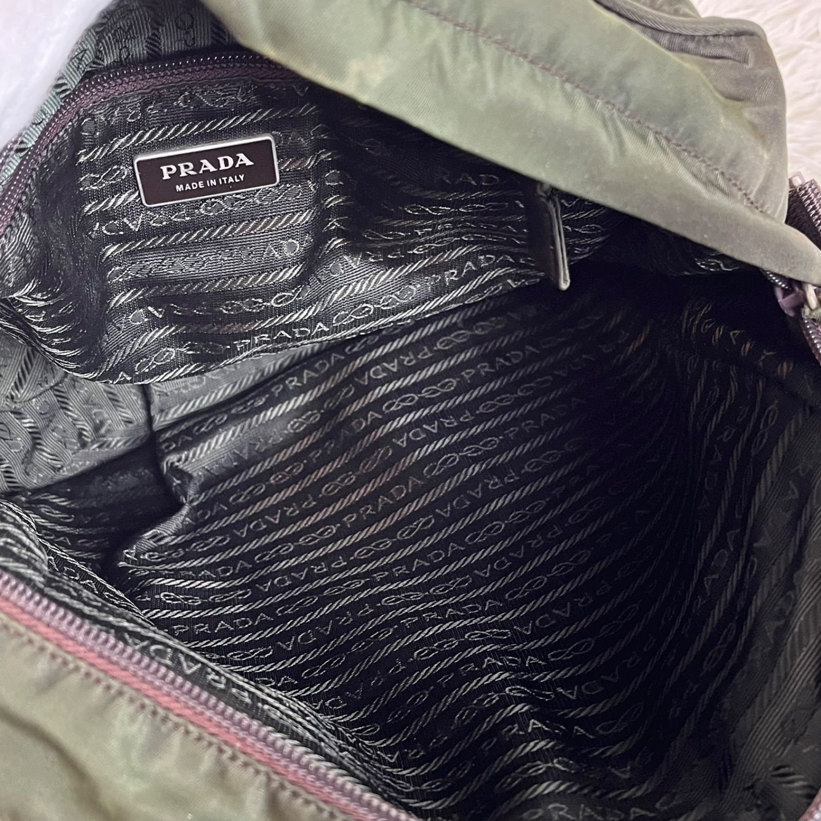 PRADA SPORT ショルダーバッグ　カーキ　ナイロン 特価品】PRADA カーキ ショルダーバッグ 斜めかけ ナイロン