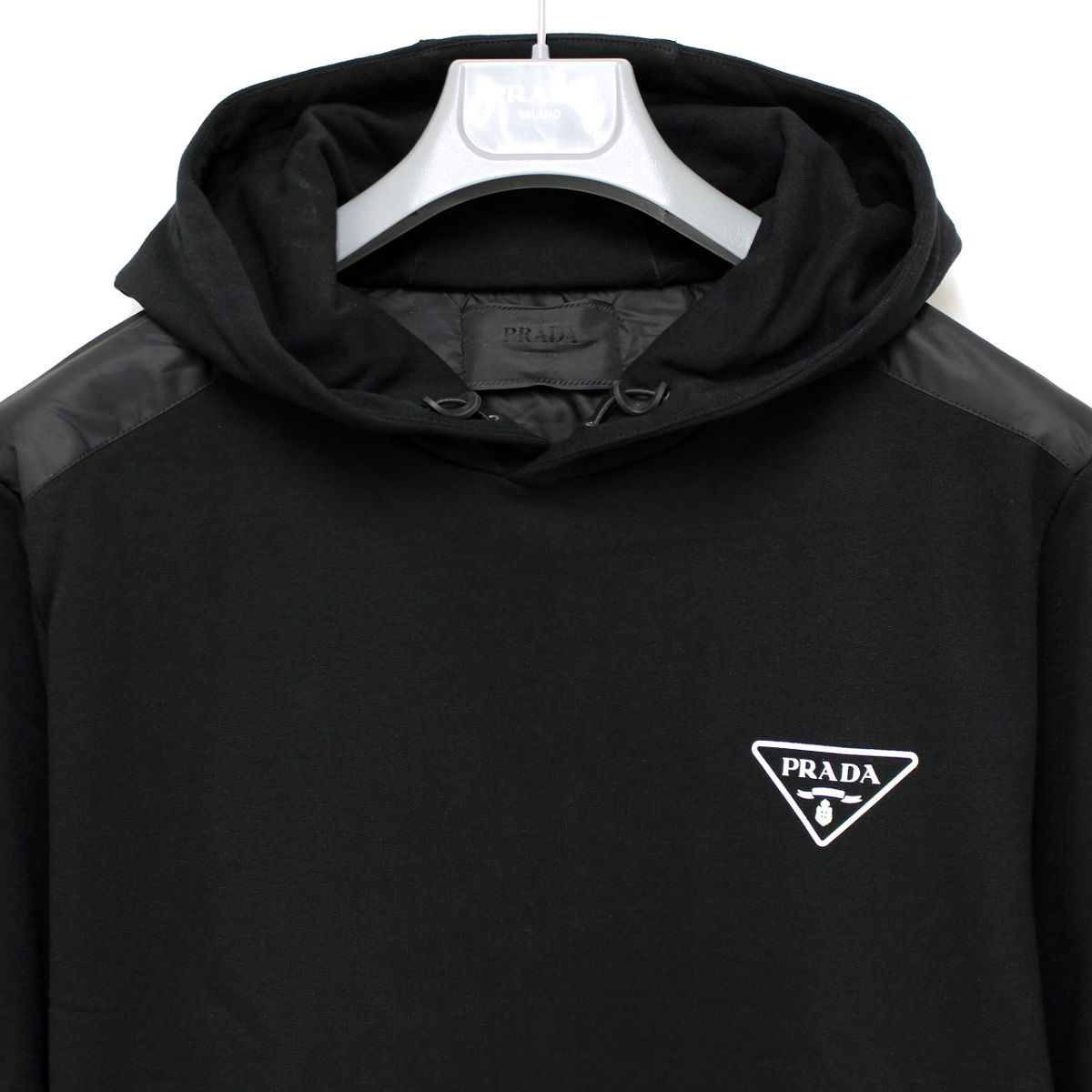 2 PRADA プラダ UJL20A 10UF F0002 ブラック ロゴ パーカー フーディ 