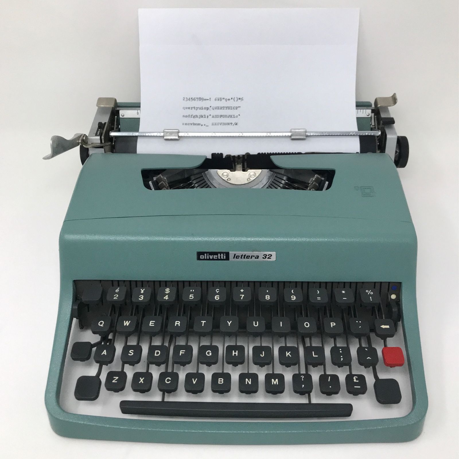 オリベッティ タイプライター LETTERA32 - アンティーク雑貨
