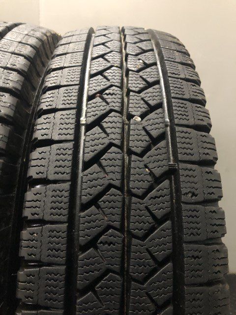 BS BRIDGESTONE BLIZZAK VL1 165R14LT 6PR 14インチ スタッドレス 4本 19年製 バリ溝 ADバン等　(KTS071)