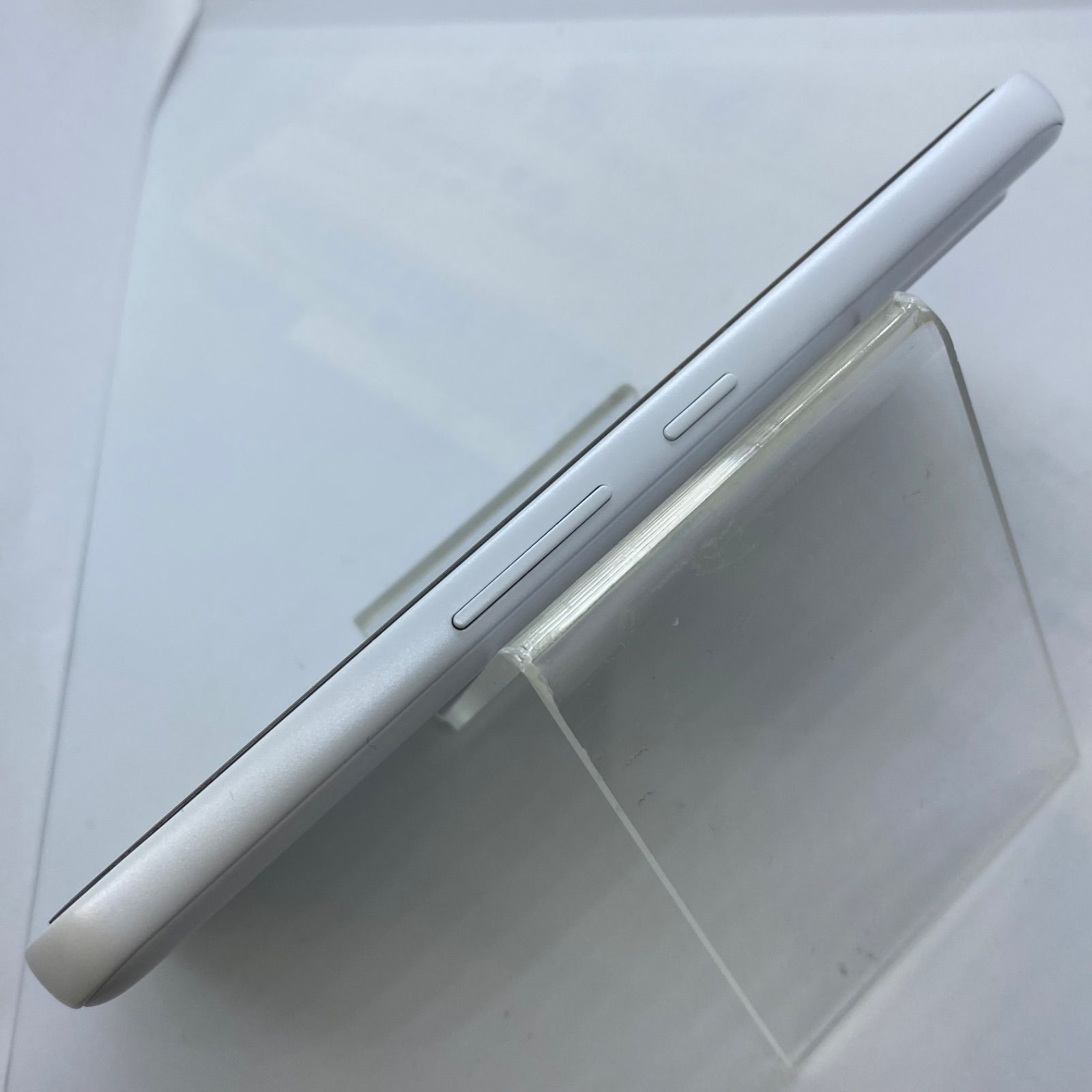 ☆【訳あり品】docomo arrows We 64GB F-51B ホワイト - メルカリ