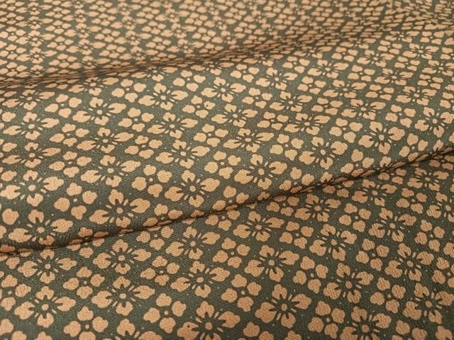 平和屋着物●上質な小紋　花菱文　正絹　逸品　AAAV9156np 平和屋着物○上質な小紋 花菱文 正絹 逸品 AAAV9156np - メルカリ