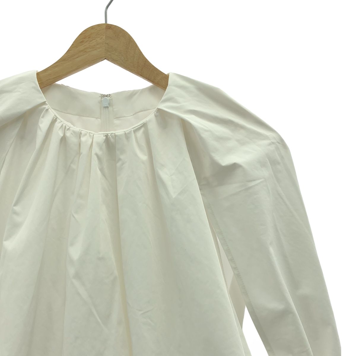 【新品】  LOHEN / ローヘン | 2025SS | CUT OFF BALLOON BLOUSE バルーン ブラウス | F | ブラック | レディース 美品】 LOHEN / ローヘン | 2025SS | CUT OFF BALLOON BLOUSE バルーン