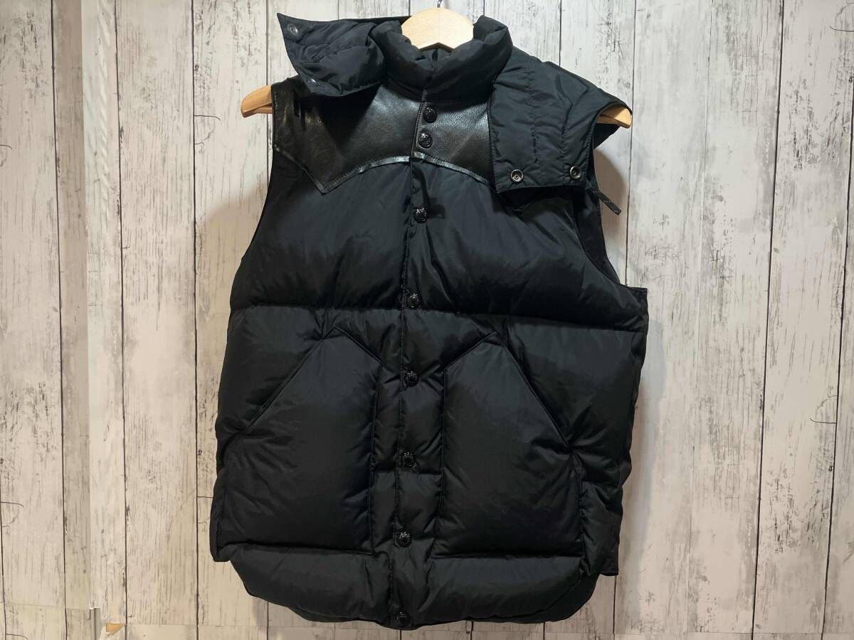 ロッキーマウンテン×ヒステリックグラマーコラボ/ダウンベスト/S/オールブラック Rocky Mountain×HYSTERIC GLAMOUR ダウンベスト ブラック ロッキー