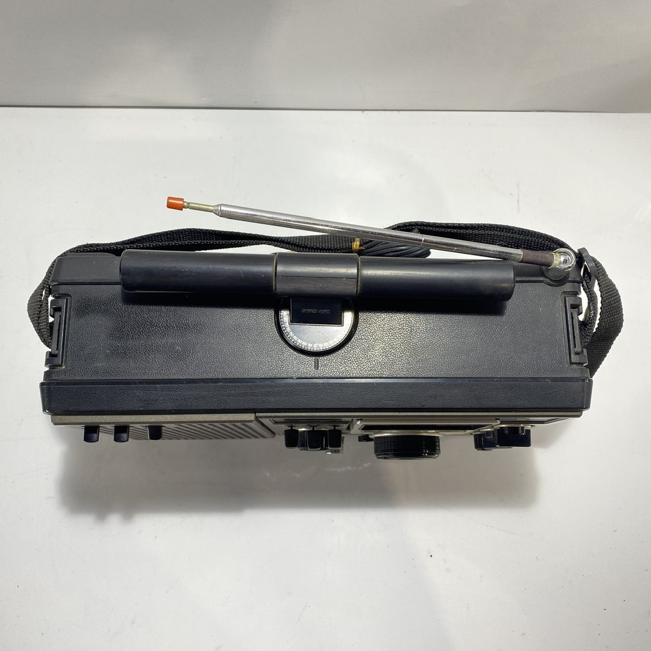 ナショナル クーガ2200 RF-2200 FM/MW/SW 8バンドラジオ