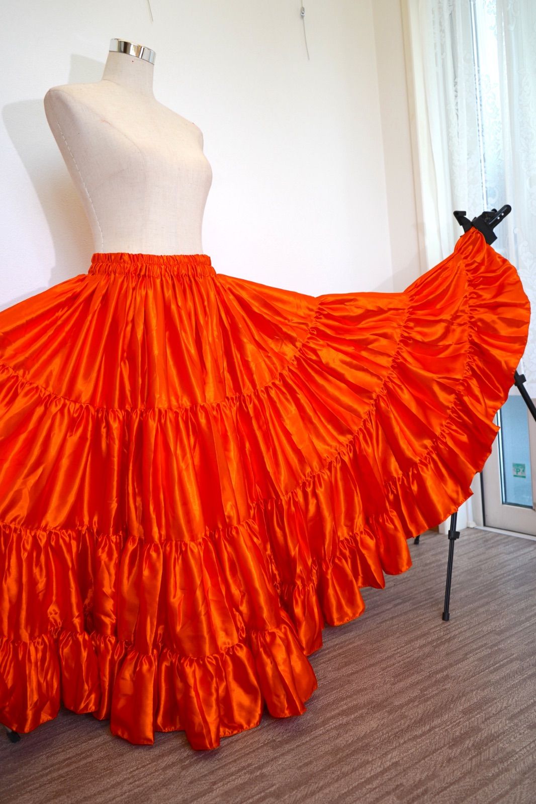 サテンジプシースカート 90cm