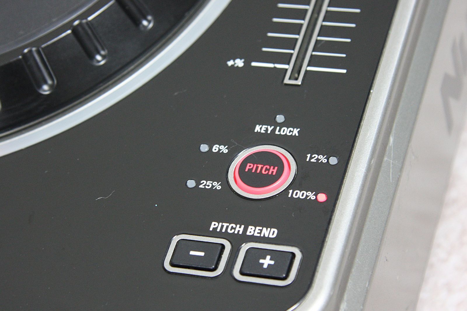 NDX800