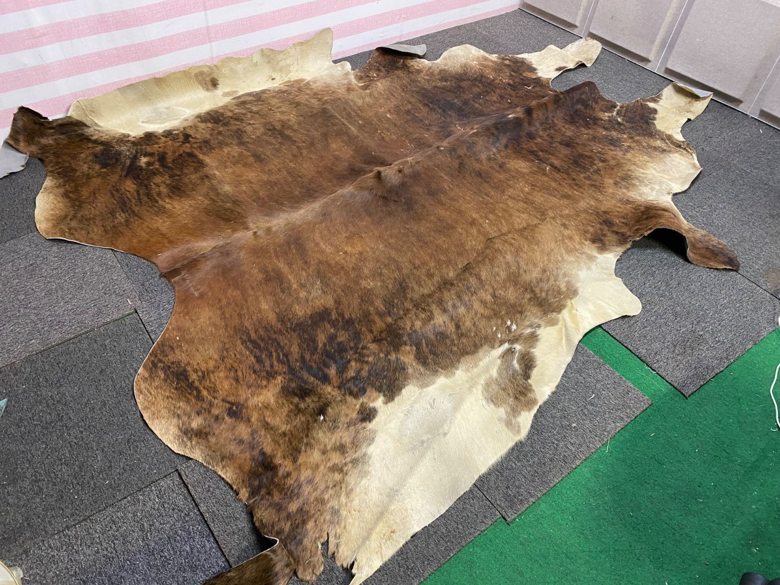 ムートン カーペット ラグ マット 東洋羽毛 スプリングラム 高級品