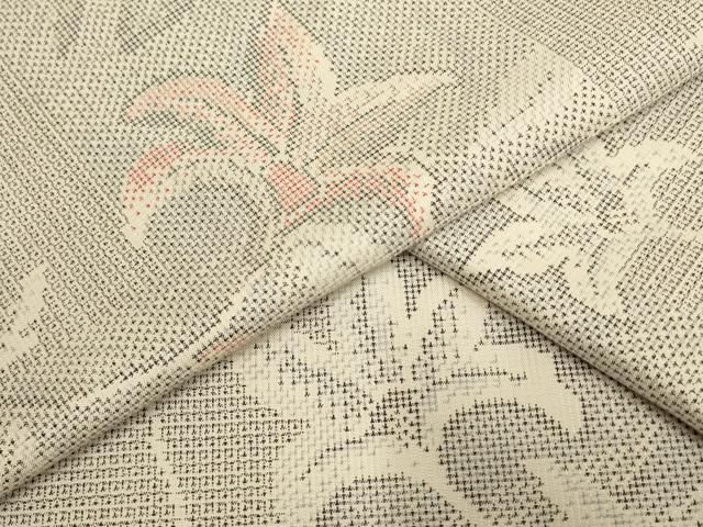 平和屋着物▽本場大島紬　単衣　白大島　120亀甲　唐草花文　正絹　逸品　AAAS4957fy 平和屋着物▽本場大島紬 単衣 白大島 120亀甲 唐草花文 正絹 逸品