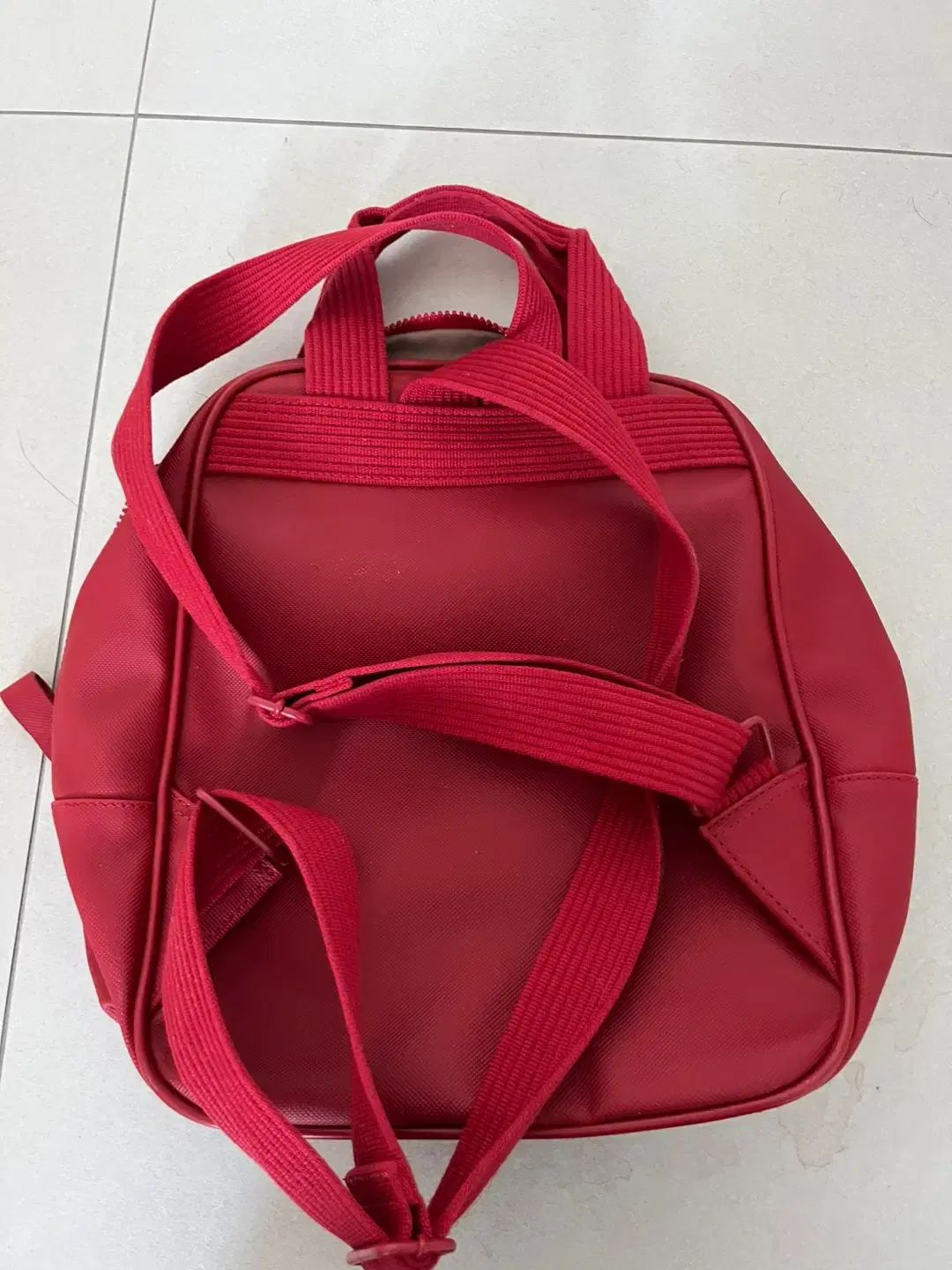 販売