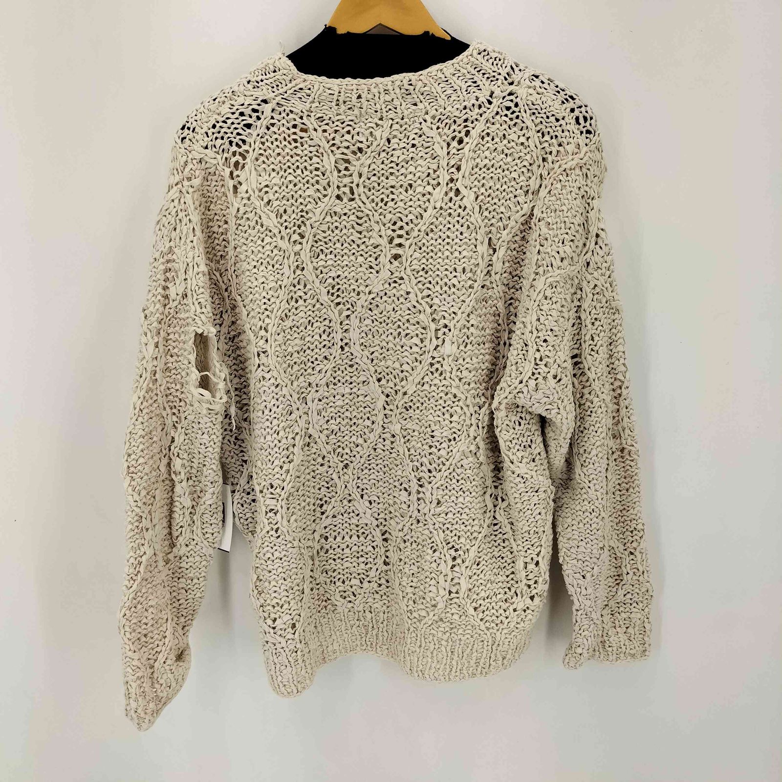 アンユーズド UNUSED 23SS Gourd Pattern Hand-Knitted Crewneck 