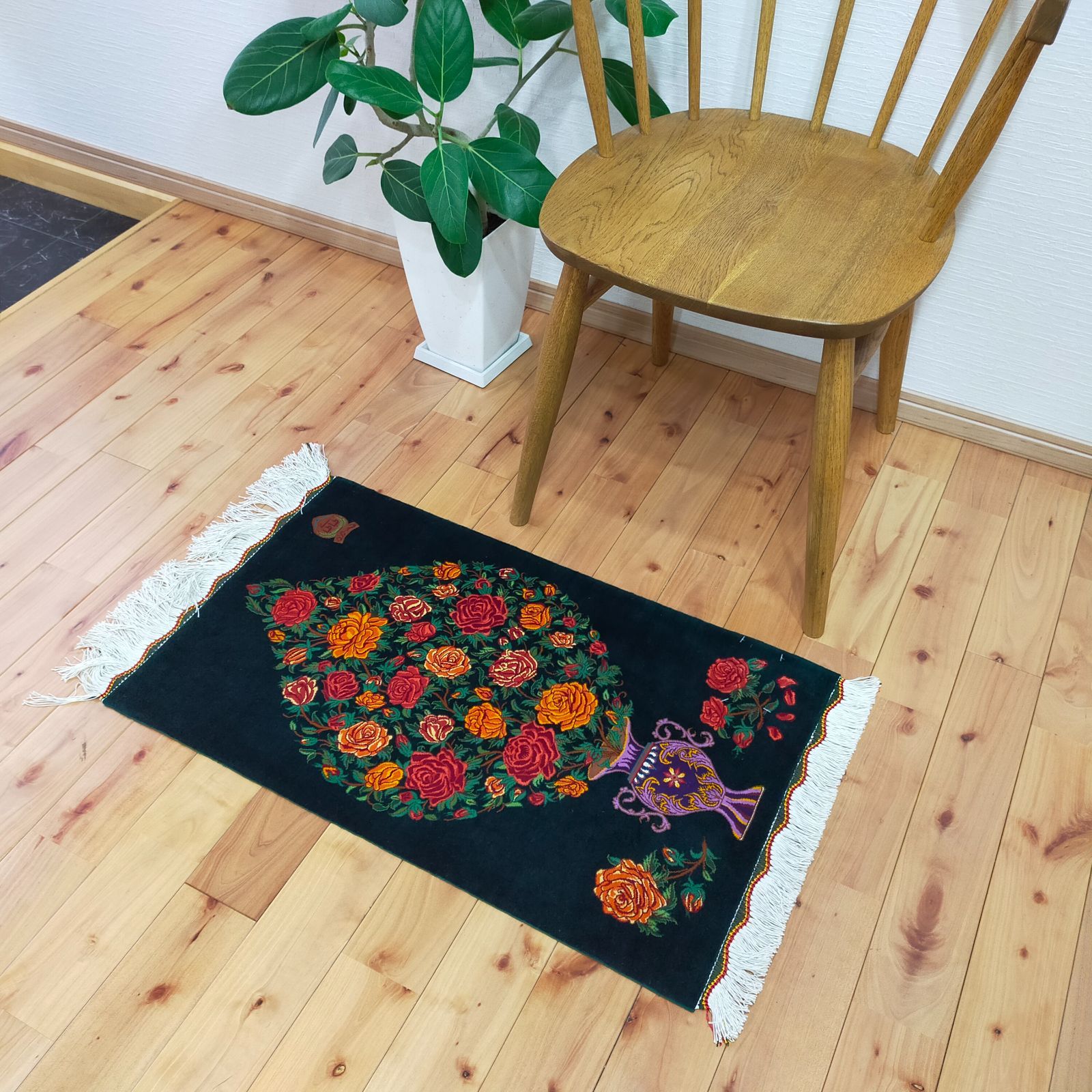 タバタバイ工房 クム イラン産 超一級品 バラでPartyTimeペルシャ絨毯