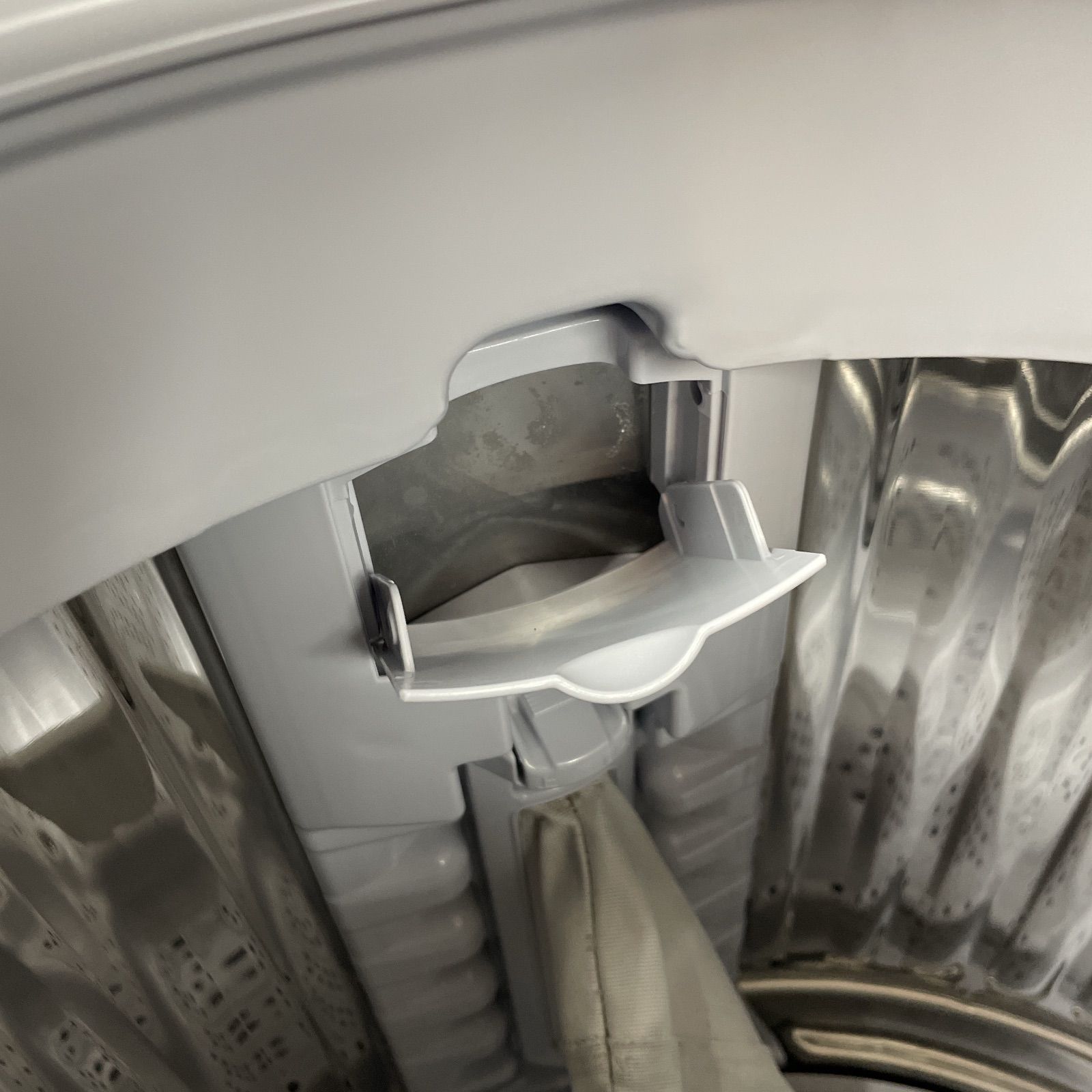  R 209 ☀️ 名古屋市近郊配送設置無料 SHARP 洗濯機 洗濯7 0㎏ 20年製 ES T 712 クリーニング済 縦型洗濯機本体 縦型洗濯機