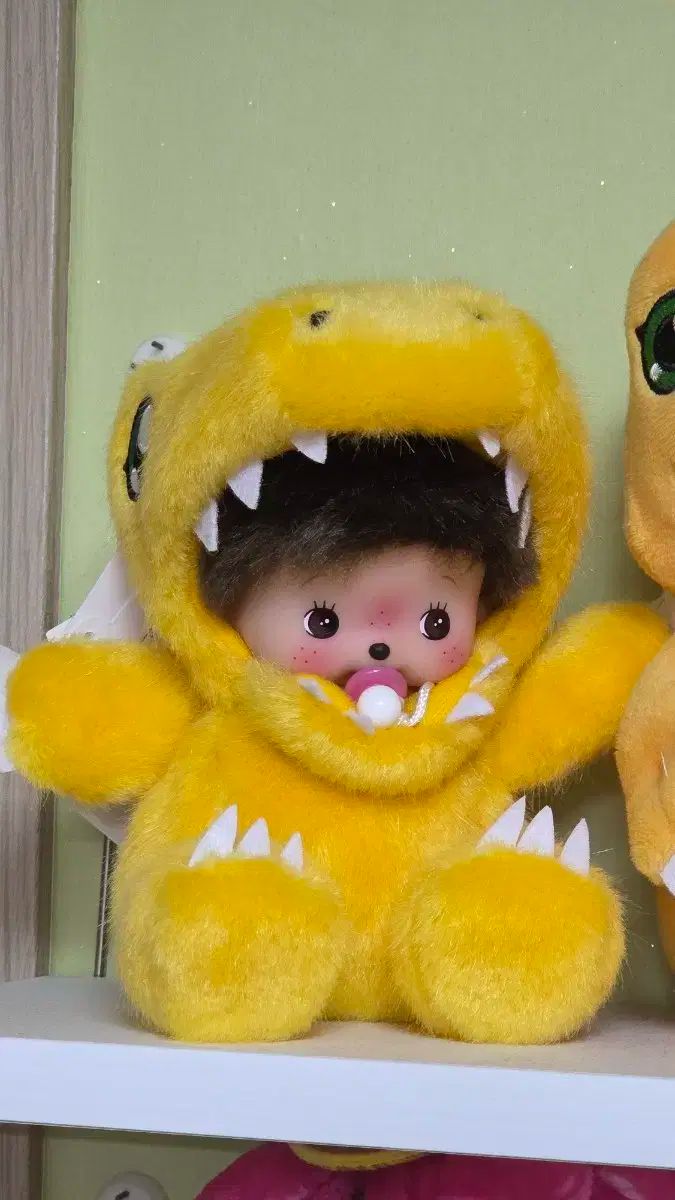 アグモン モンチッチ コラボ 人形 売ります