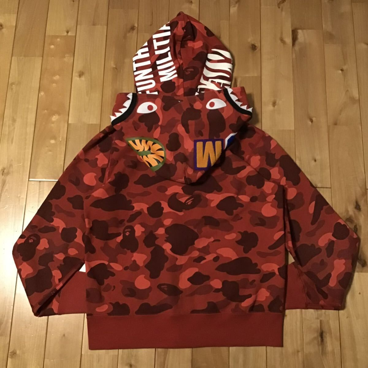 ダブル タイガー シャーク パーカー Mサイズ Double tiger shark full zip hoodie a bathing ape  BAPE red camo エイプ ベイプ - メルカリ