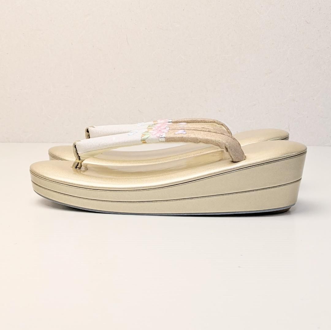 【 稀少文物 】　山羊角、金銅彫金　『魚オブジェ』　清朝古玩　　K0205C 稀少文物 】 山羊角、金銅彫金 『魚オブジェ』 清朝古玩 K0205C
