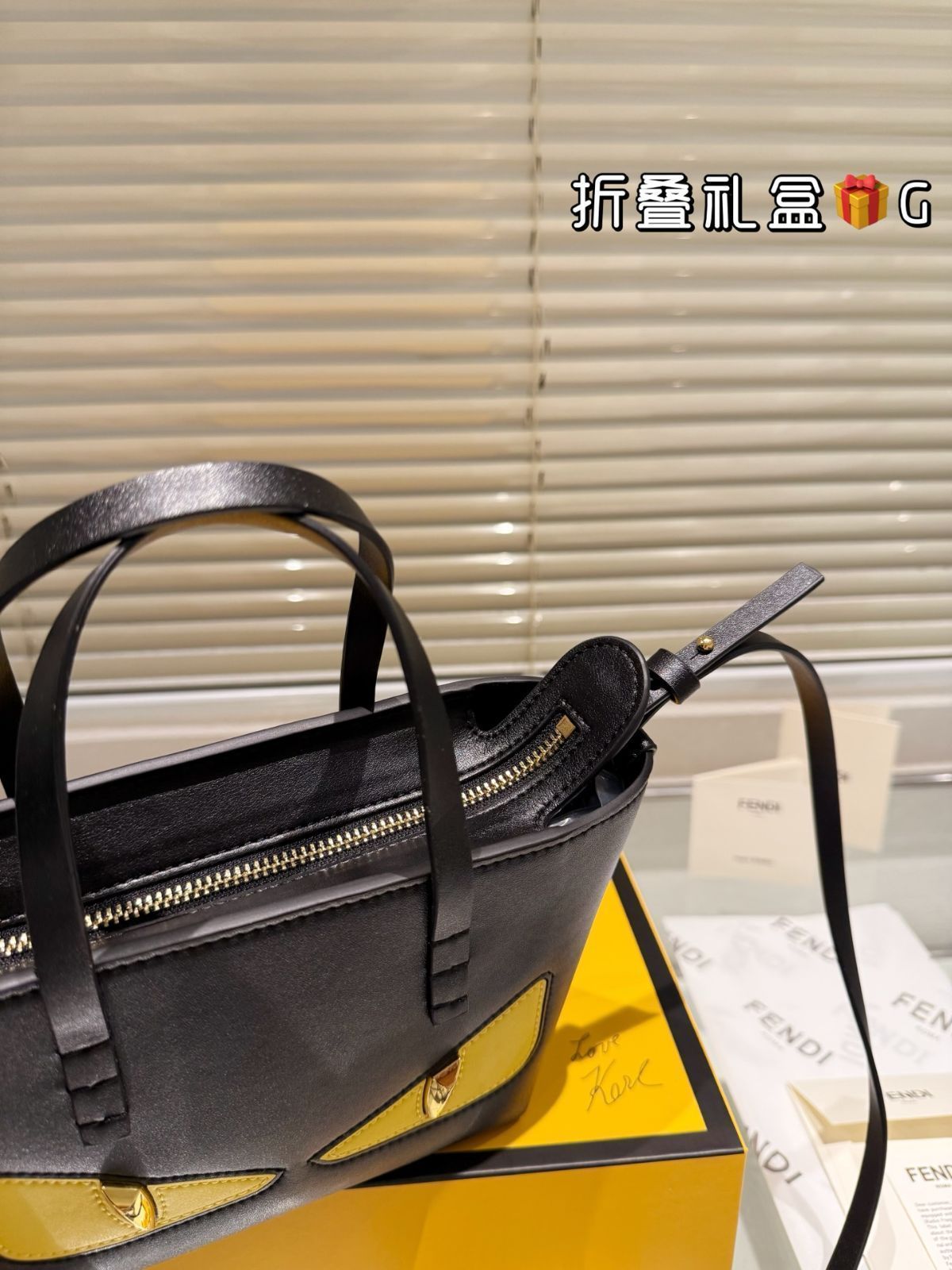 最終値下げFENDI モンスター トートバッグ 今日特価】Fendi フェンディ ミニモンスター クレセントトート