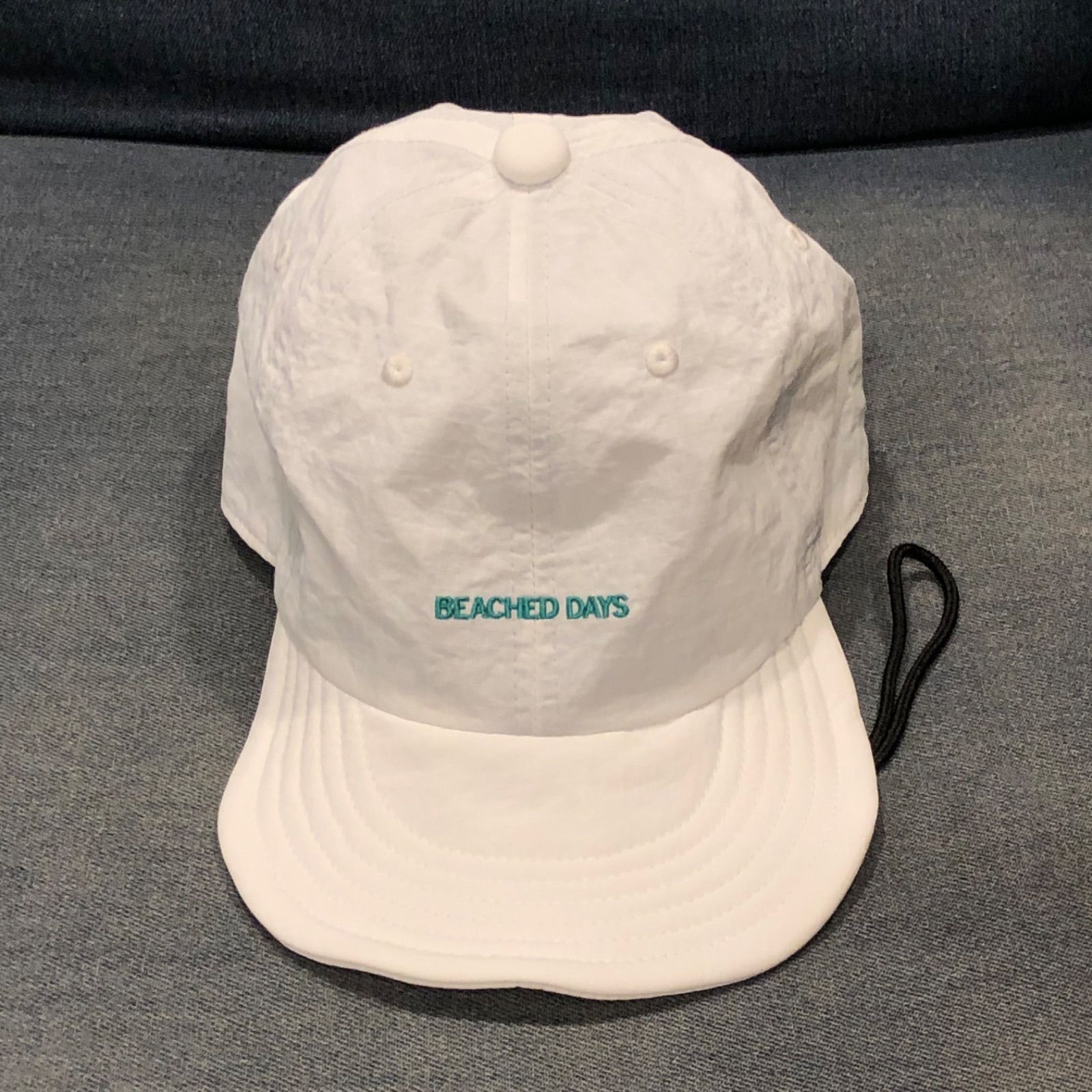 BEACHED DAYS CLASSIC SURF CAP WHITE