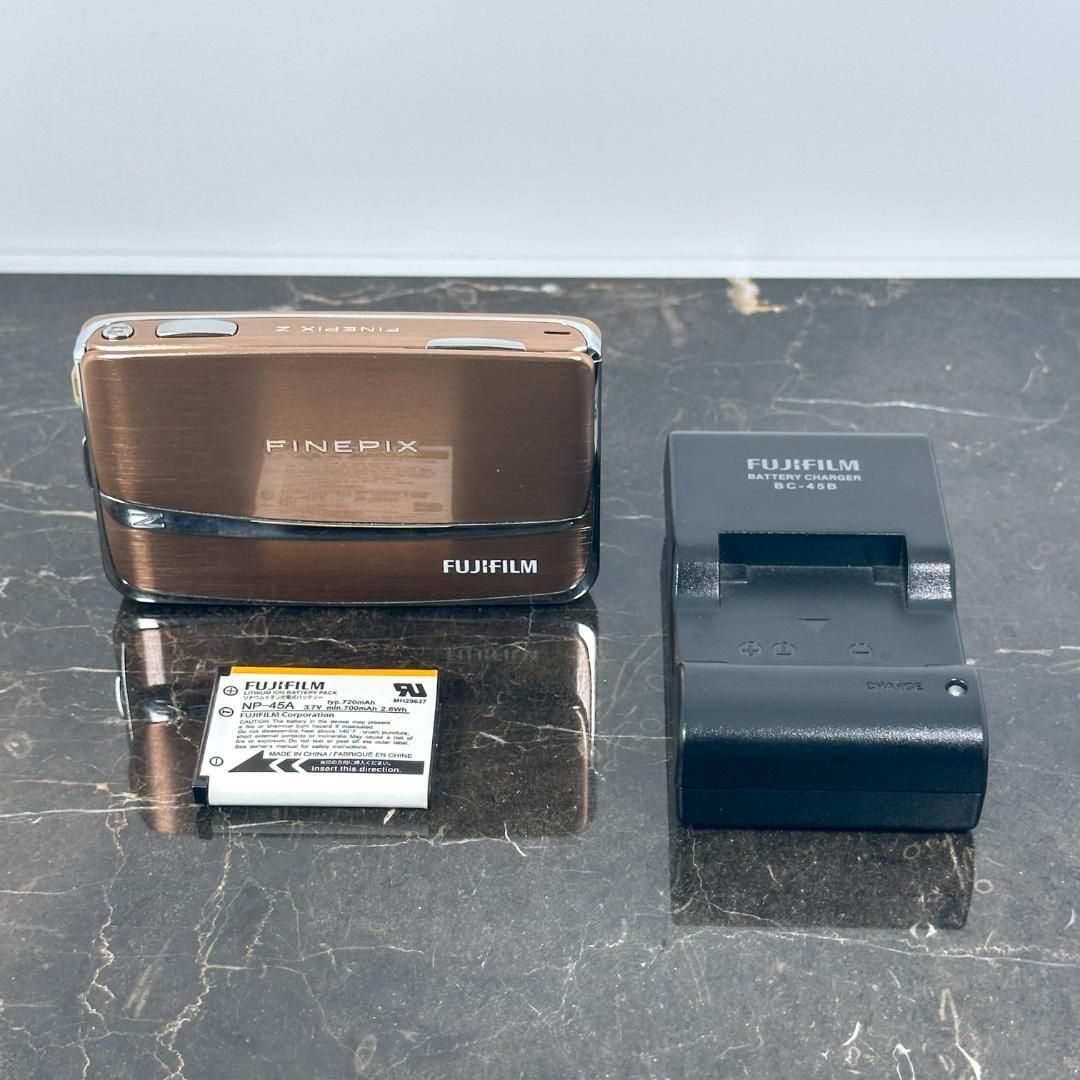 動作 済み FUJIFILM FinePix Z70 ブロンズ 富士フイルム ファインピックス デジタルカメラ コンデジ コンパクトデジカメ カメラ 動作品 スライドカバー 光学5倍ズーム カラー レトロデジカメ