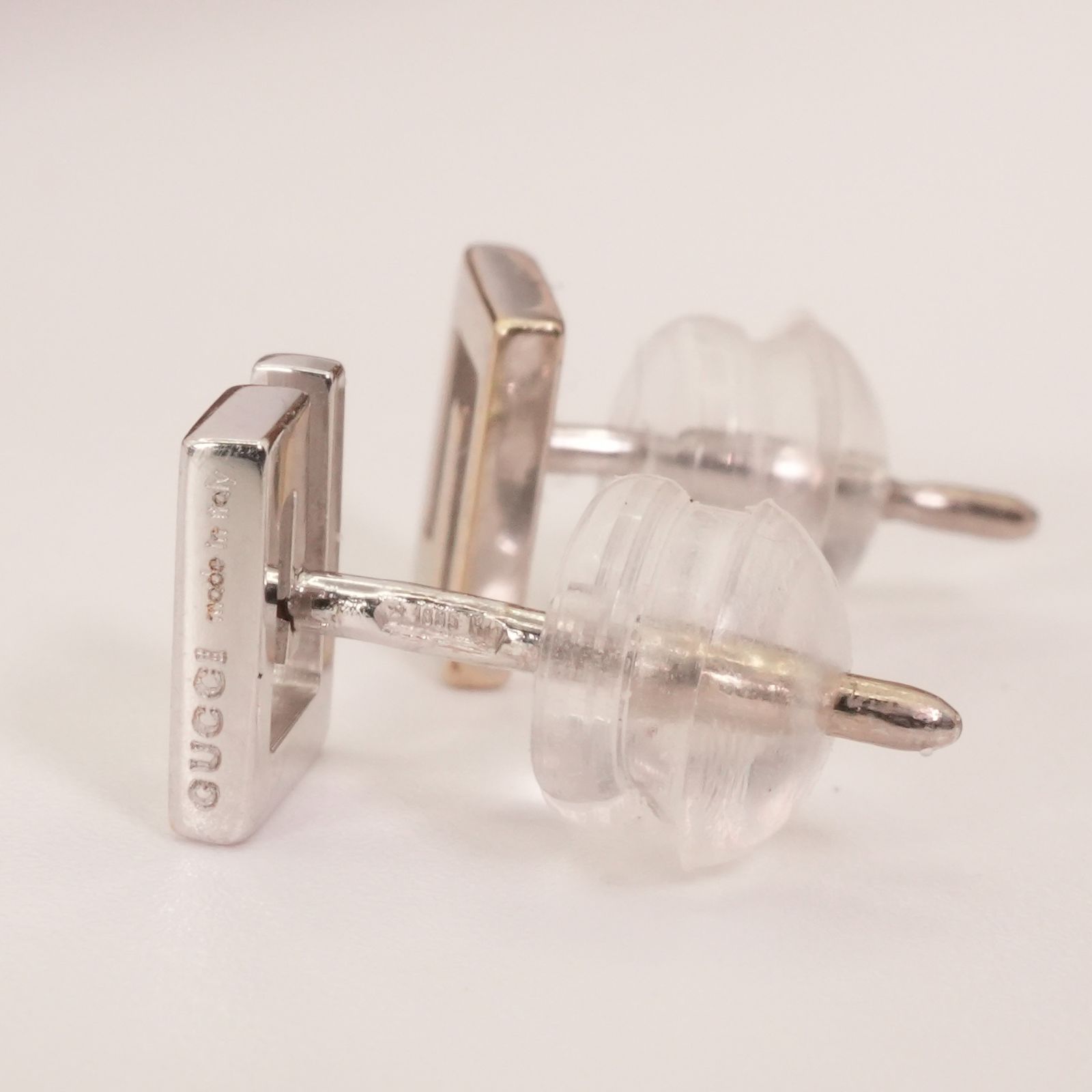 グッチ Gロゴ K18WG ピアス ホワイトゴールド スクエア/25-373S - メルカリ