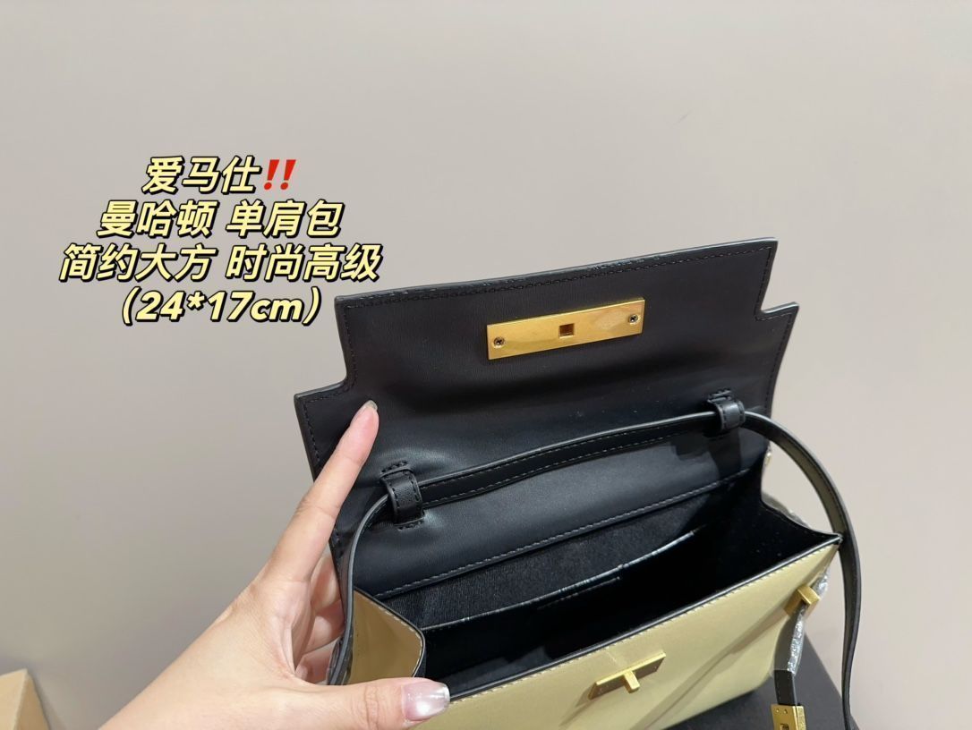 エルメスのバッグ エルメスマンハッタンのショルダーバッグ、ハンドバッグ、ポーチ
