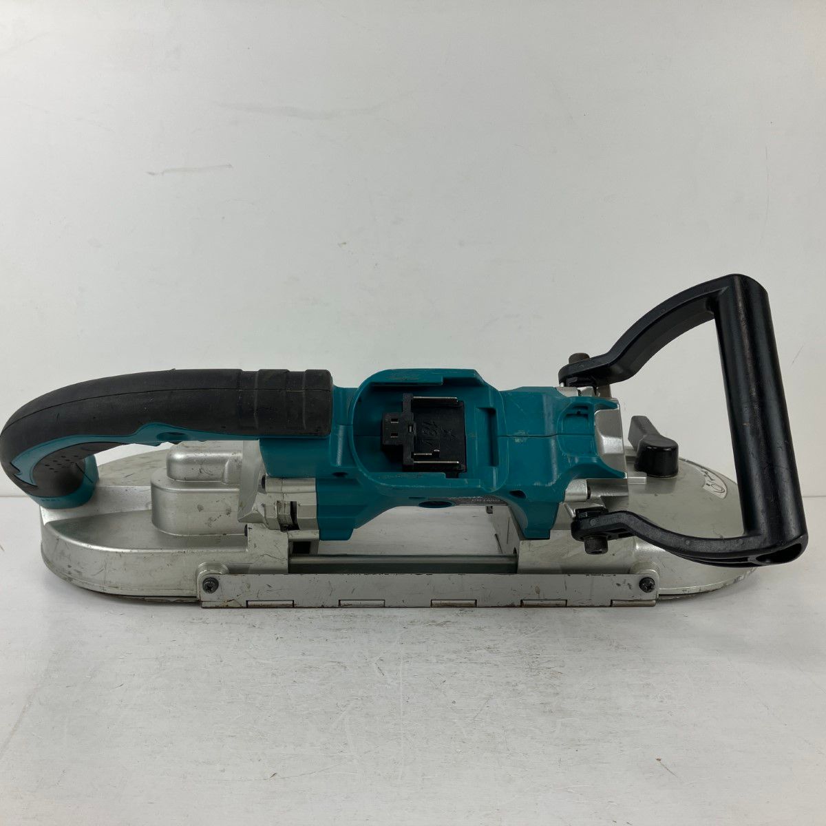 ЗЗMAKITA マキタ 18v 充電式バンドソー バッテリー 充電器無し PB180D ブルー