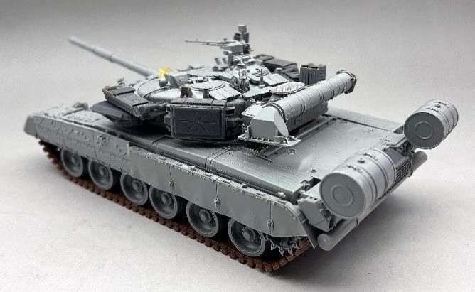 1/35 T-80UM-2 Trumpeter - Russian MBT T-80UM-1 - 1:35 - Traudls