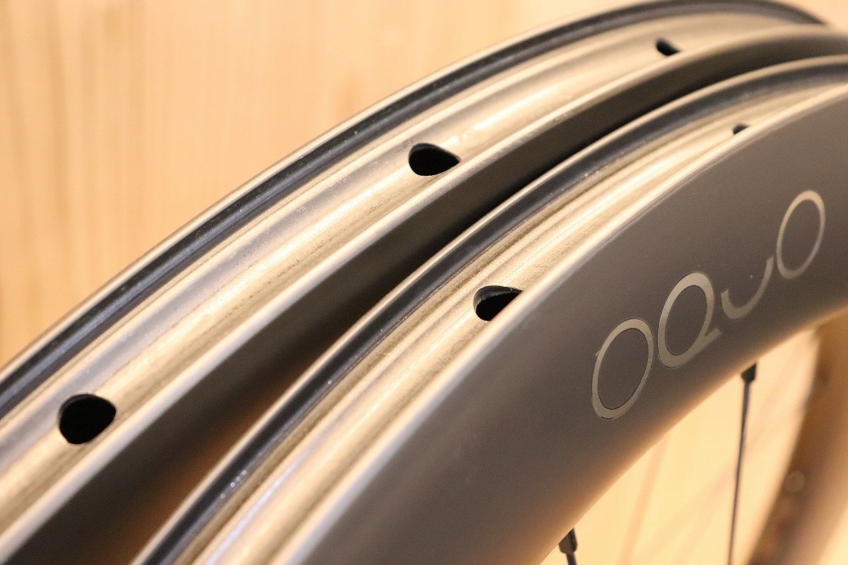 オークォ OQUO RP57 LTD カーボン チューブレスレディ ホイールセット