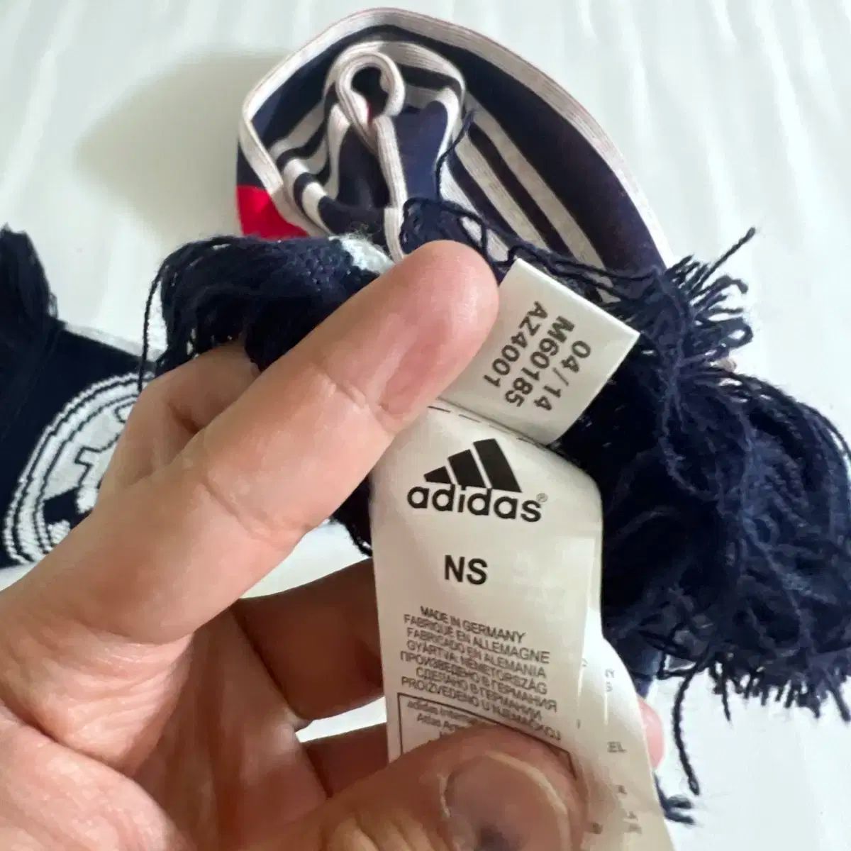 ラウール　 レアル・マドリード adidas サッカー マフラー アディダス 2025年最新】adidas レアルマドリード マフラーの人気アイテム