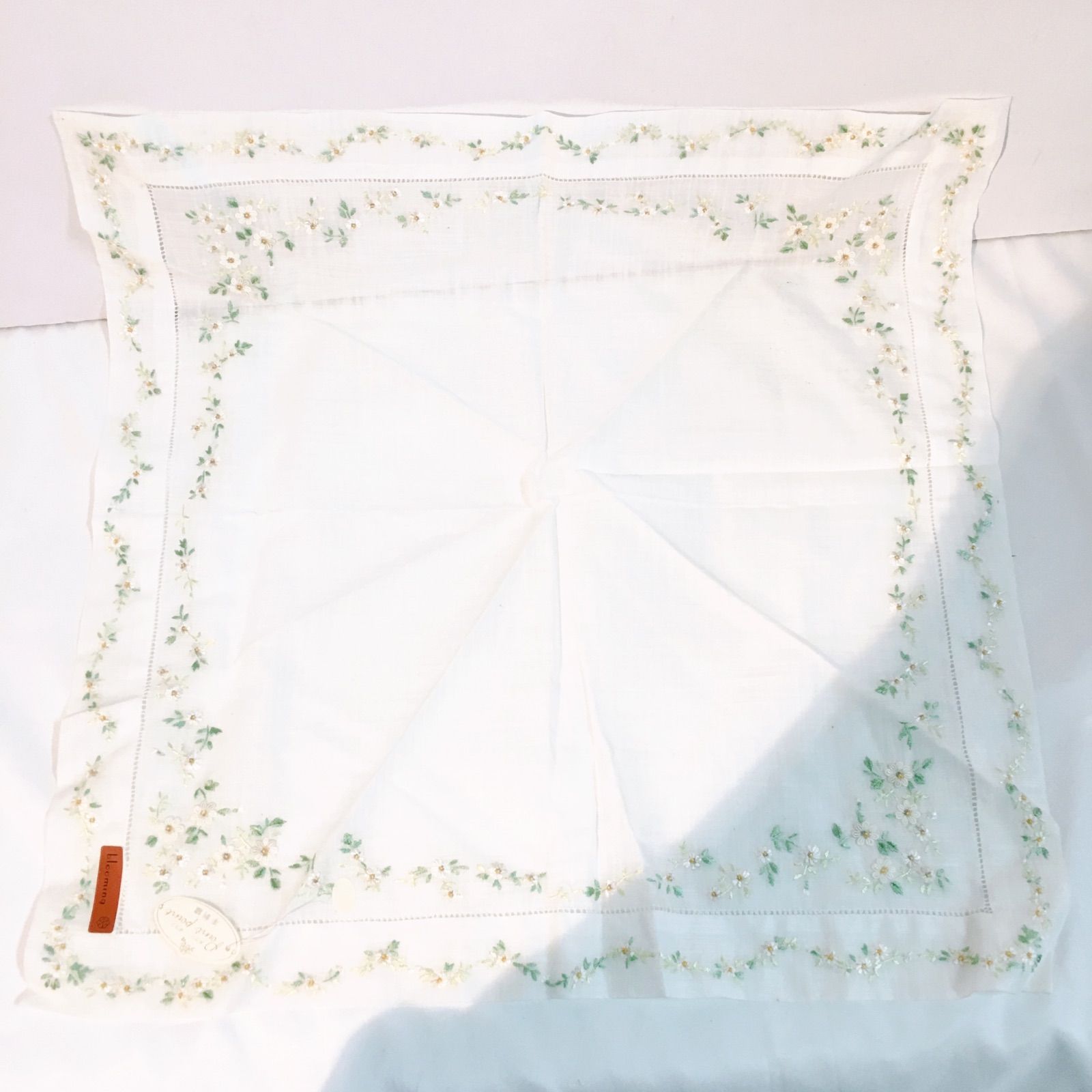 Point point ポワンポワン ハンカチ 花刺繍 手刺繍 ベトナム製 綿