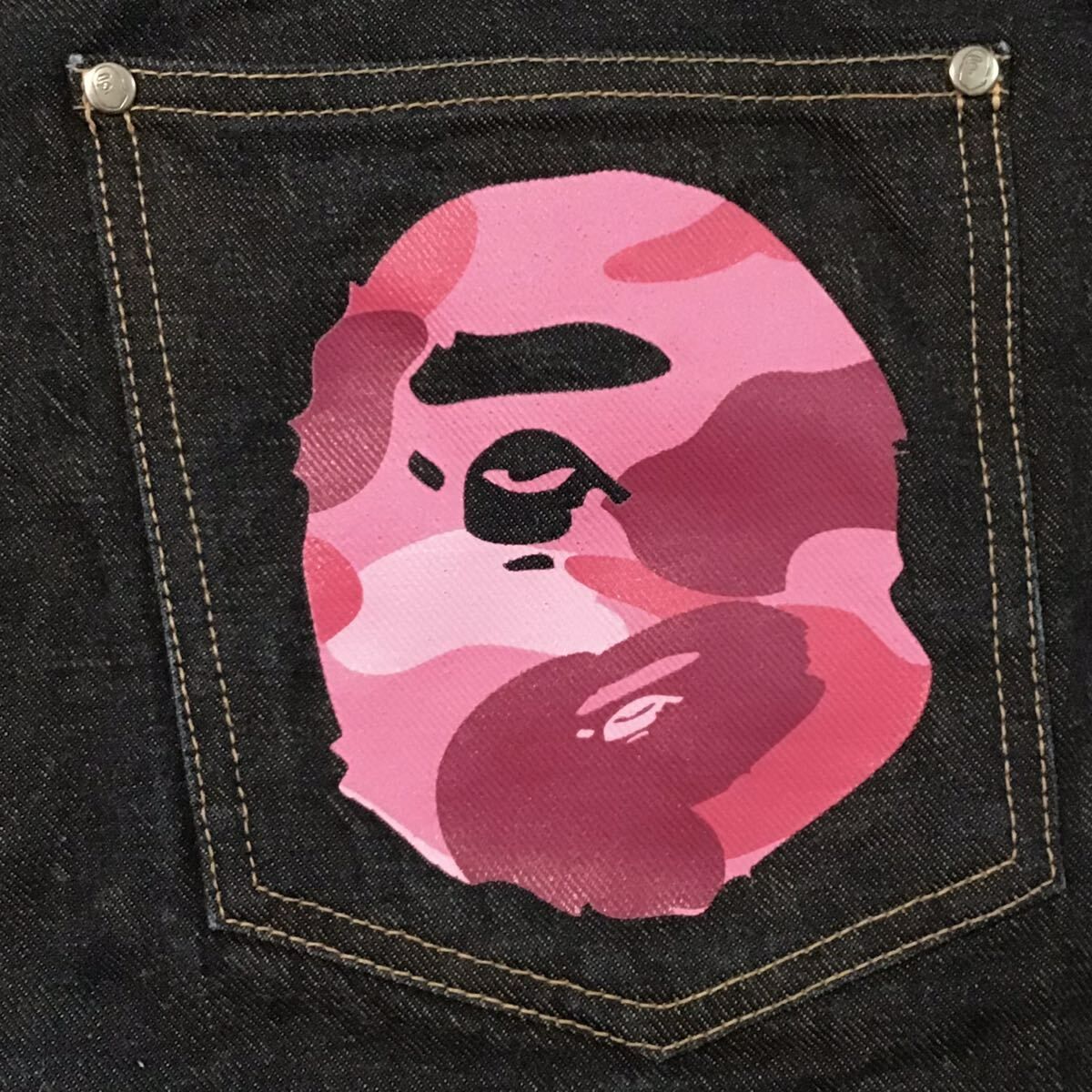 ☆青山限定☆ Pink camo APE HEAD Denim Pants Lサイズ a bathing ape 