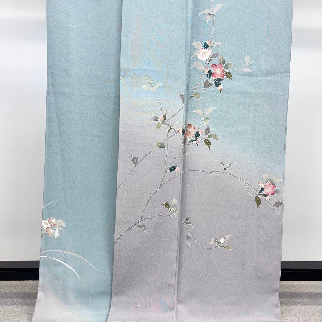 付下げ 椿の花模様 友禅 縮緬 暈し染 淡水色 しつけ糸 K-3933