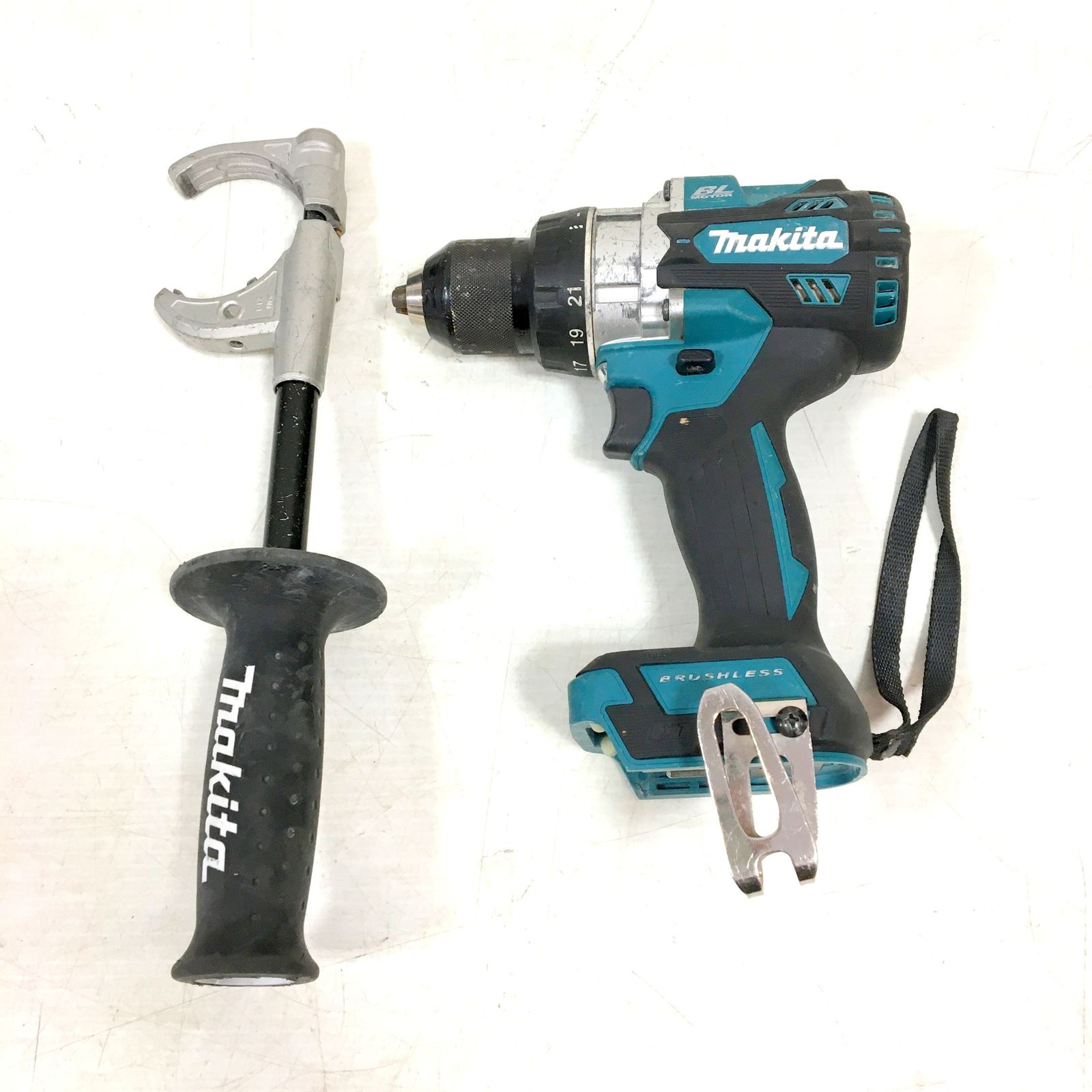 makita マキタ 充電式ドライバドリル DF486DZ 本体のみ 18V サイドハンドル付 コードレス DIY 電動工具 △ DW3230