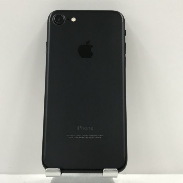 今年人気のブランド品や ブラック iPhone7 本体 au 32GB