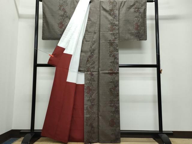 平和屋着物○本場大島紬 7マルキ 泥染め 草花文 正絹 逸品 未使用