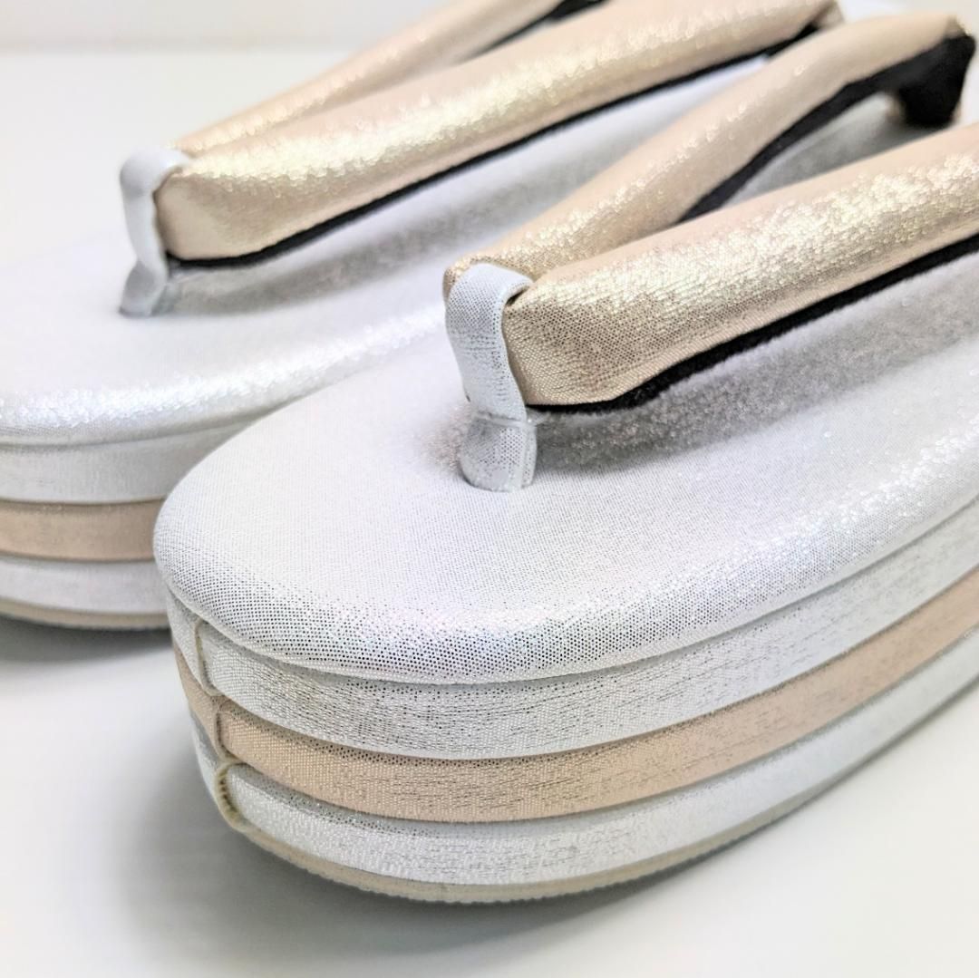 草履バッグセット 振袖 帯地 白 ベージュ フリーサイズ/LLサイズ 三枚