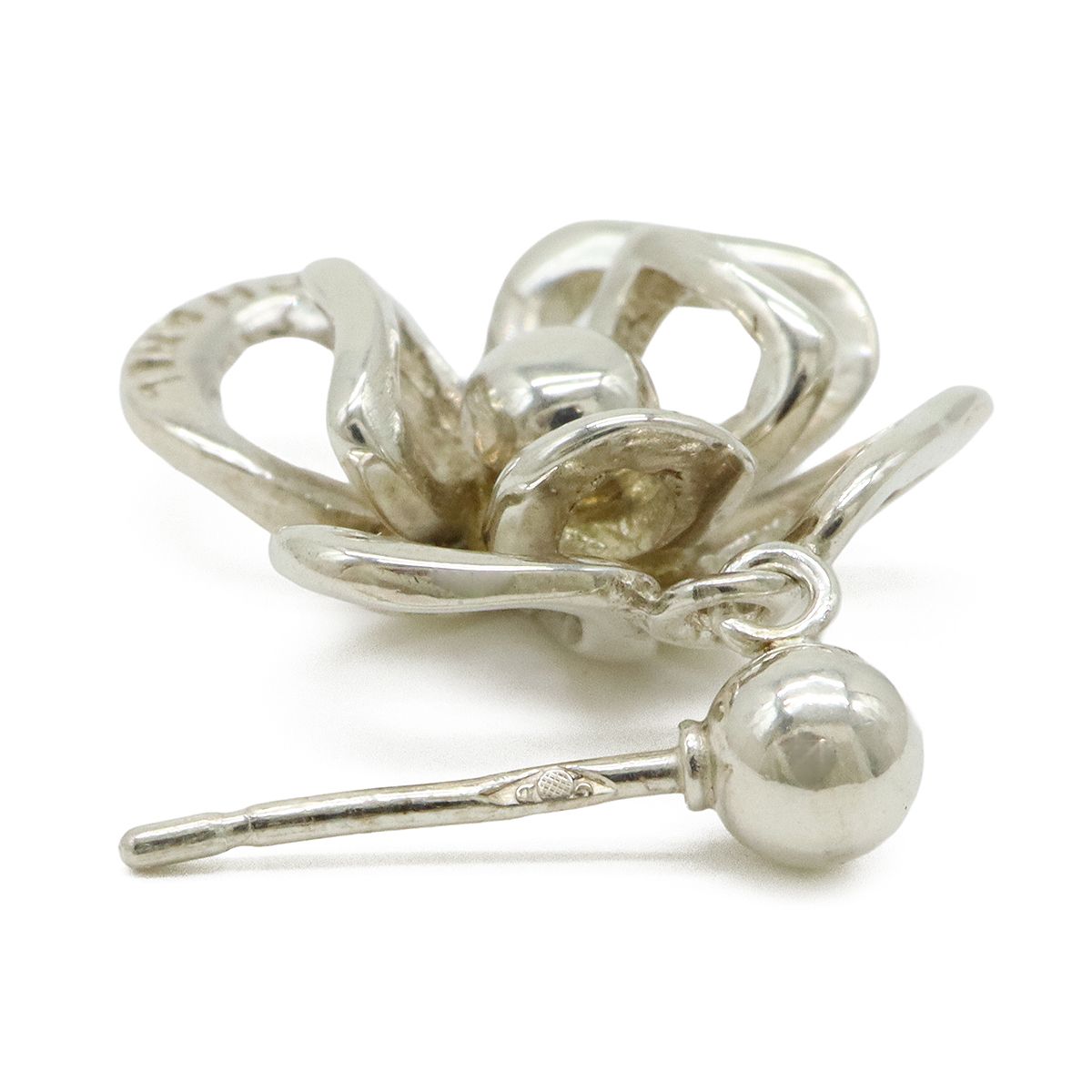 CHANEL シャネル カメリアモチーフ スタッドピアス SV925