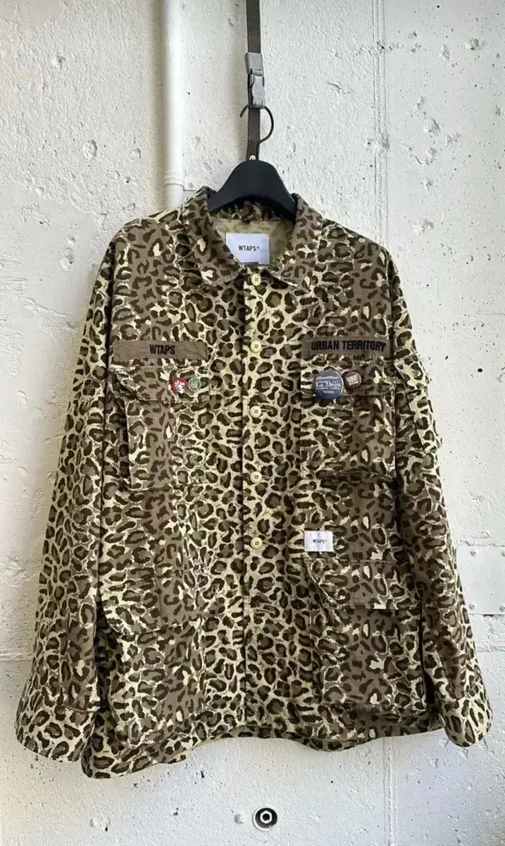 WTAPS ダブルタップス レオパード シャツ L size エクスペリエンス XL