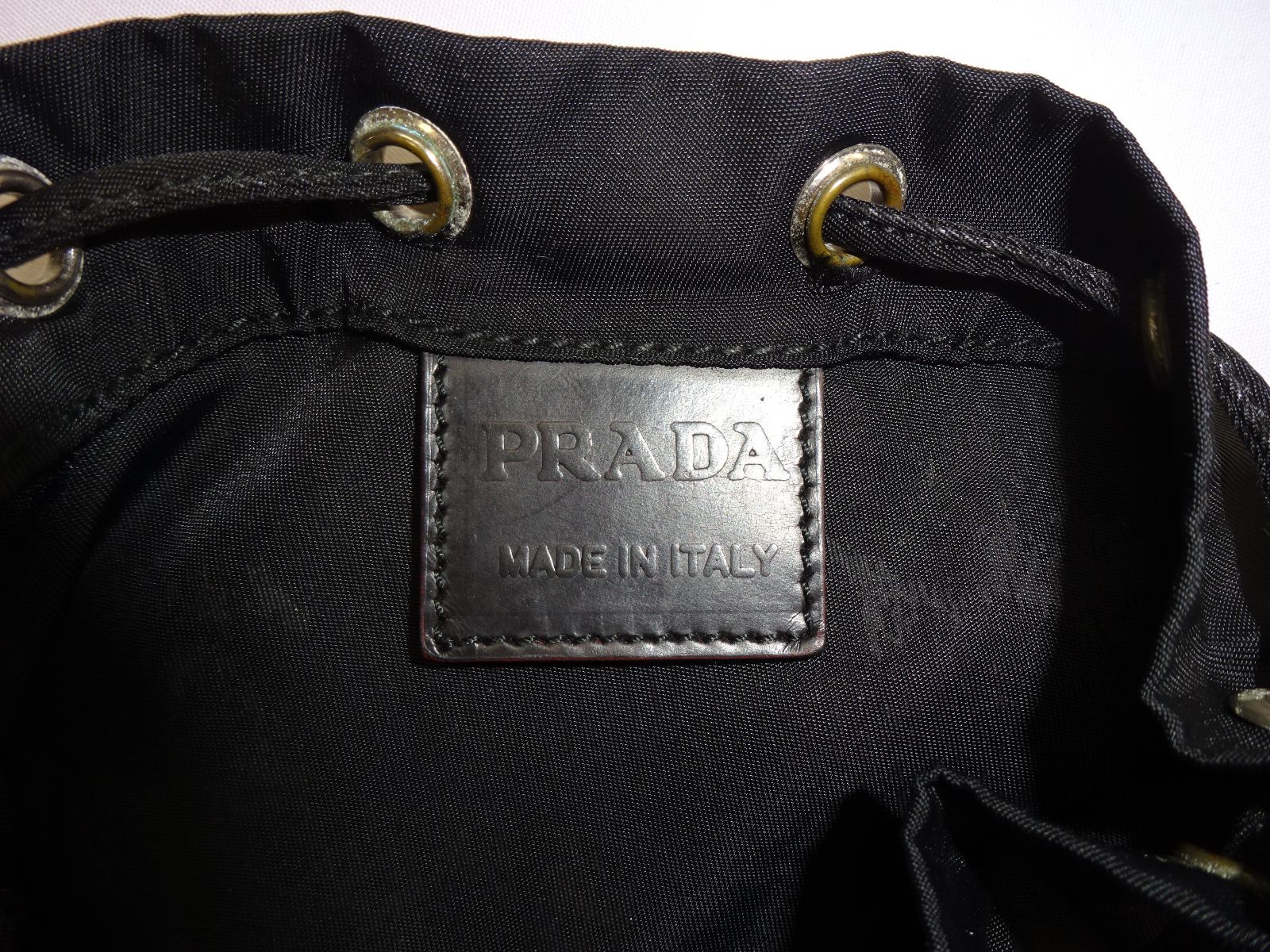 PRADA プラダ トライアングル テスート ナイロンポーチ ブラック 三角
