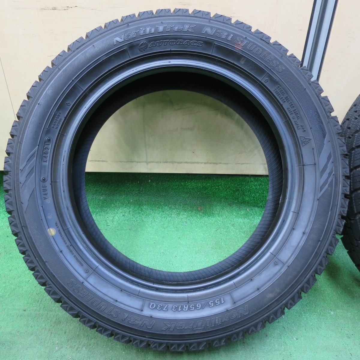 送料無料] 超バリ溝！21年！ほぼ10分☆スタッドレス 155/65R13