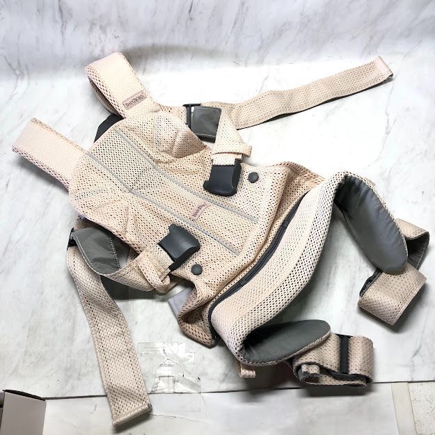 ベビーキャリア ONE KAI メッシュ パーリーピンク ベビービョルン 開封