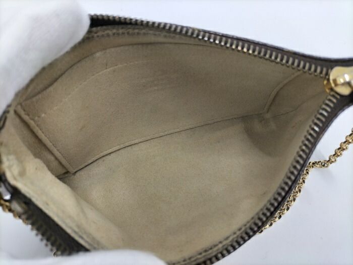 ポシェットミラ