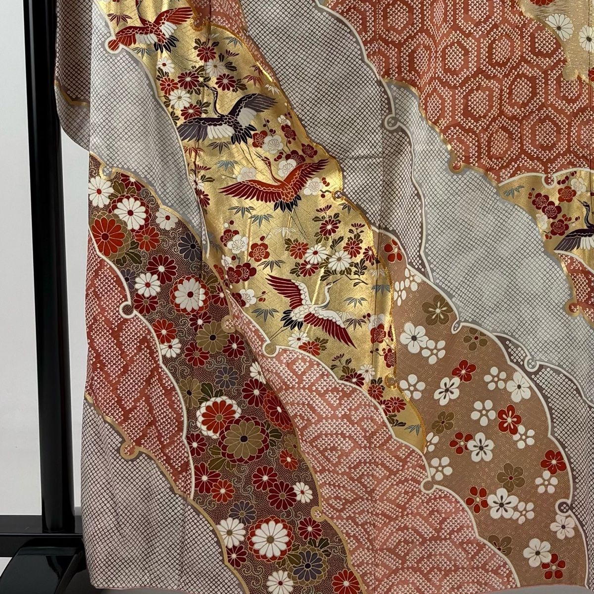 振袖 身丈161.5cm 裄丈65cm M 袷 雪輪 鶴 金糸 金彩 灰色 正絹 秀品