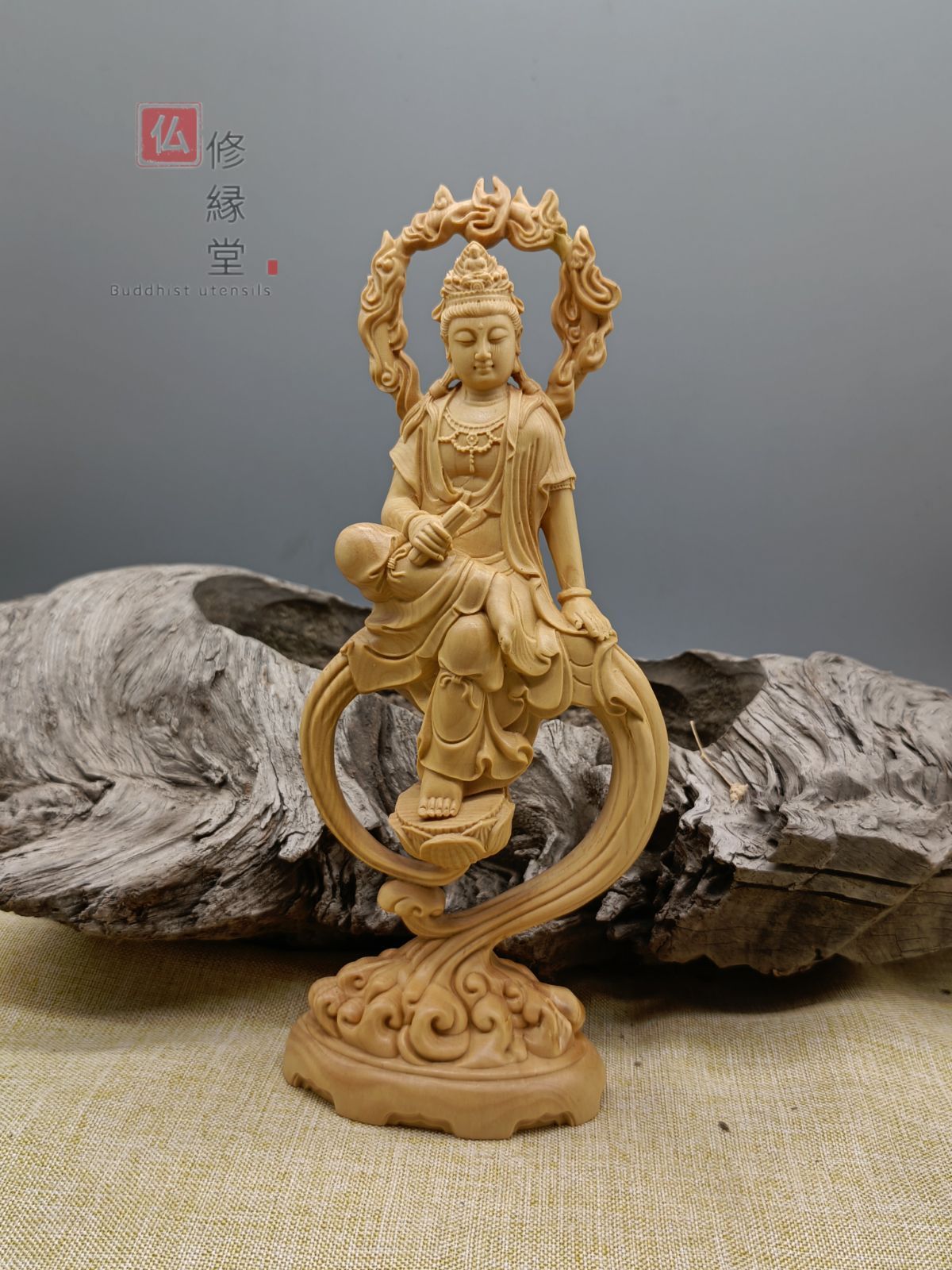修縁堂】極上品 木彫仏像 水月自在観音菩薩立像 彫刻 仏教工芸 ご利益