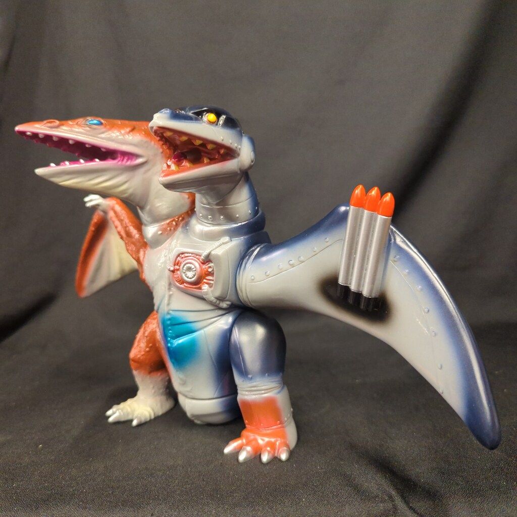 エレガブ ジュラ．ダブルンガ 1期