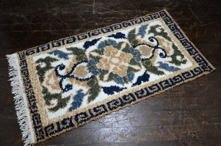 蔵A5246d】古い緞通 段通 敷物 絨毯 木綿 堺赤穂鍋島 - メルカリ