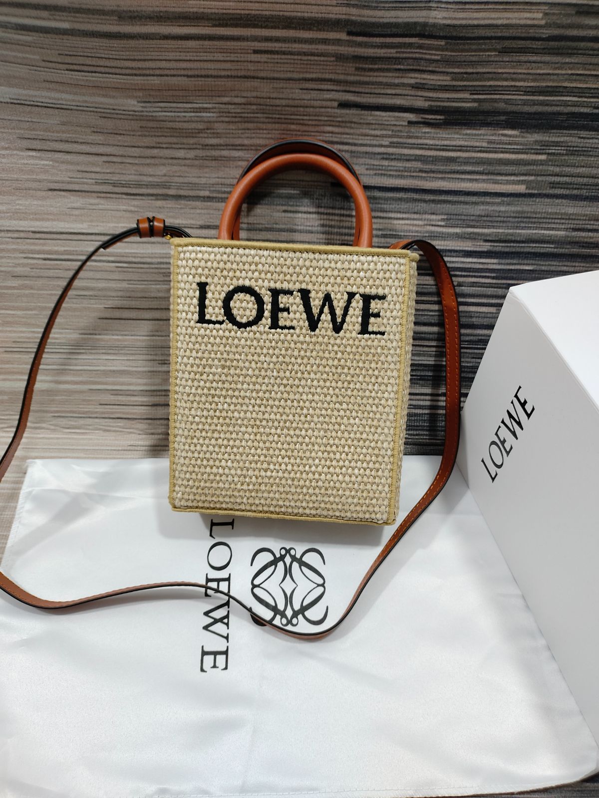 超美品ロエベ/LOEWE ショルダーバッグஐ新品ஐ箱付き