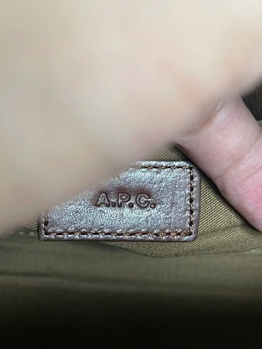 A.P.C アー ペー セー 女性 レディース デミルン ハーフムーン ミニ クロス ボディバッグ ブラウン DECORATOM_COM_BR