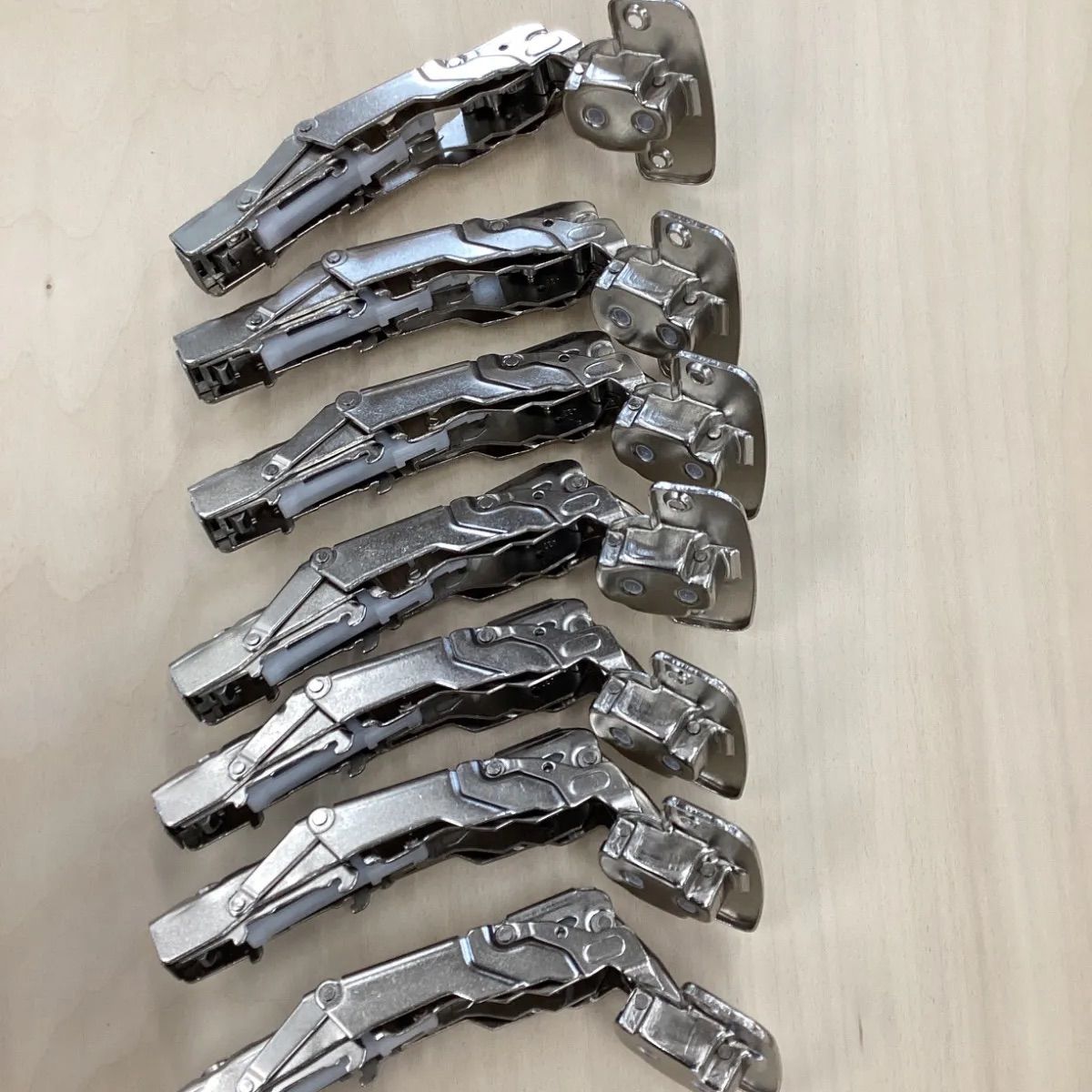 セール価格駅名板 かわさきKAWASAKI 川崎 JR東日本実使用 アクリル製